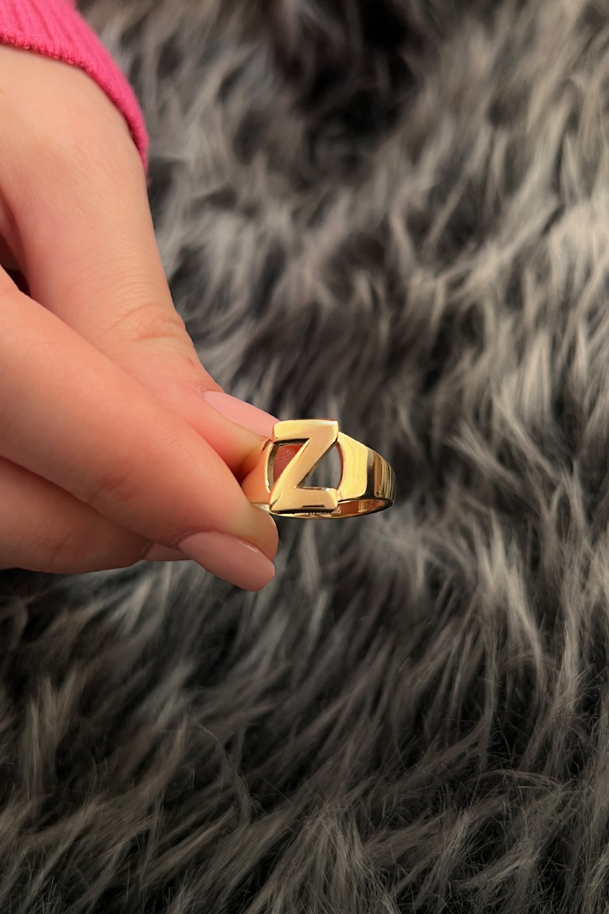 Anello con iniziale Z in oro da 14 ct-2